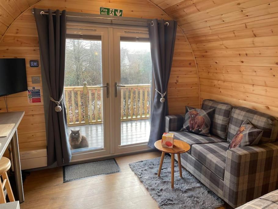 Bonny Wee Snug - Pod In Spean Bridge Lägenhet Exteriör bild
