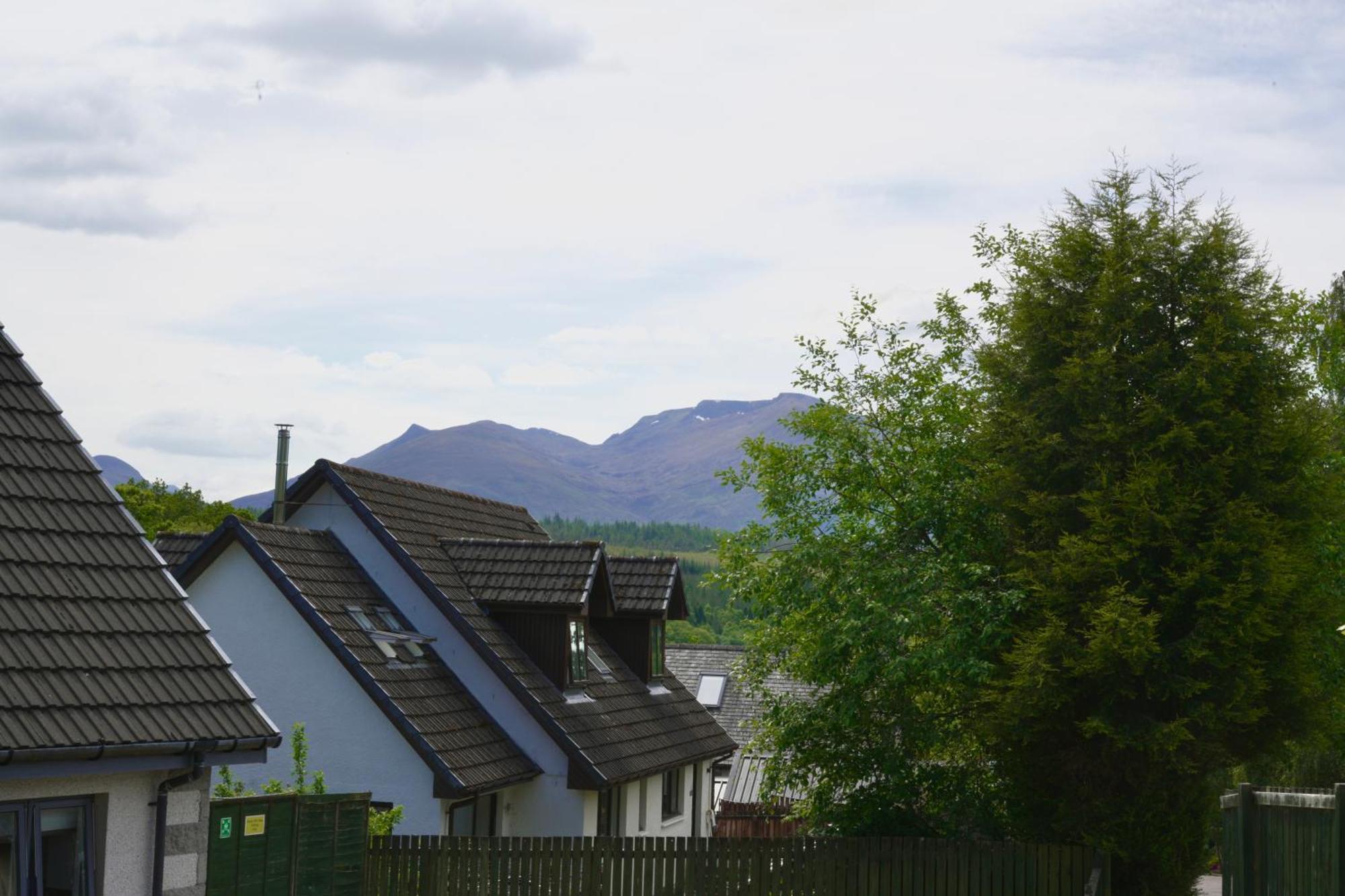 Bonny Wee Snug - Pod In Spean Bridge Lägenhet Exteriör bild