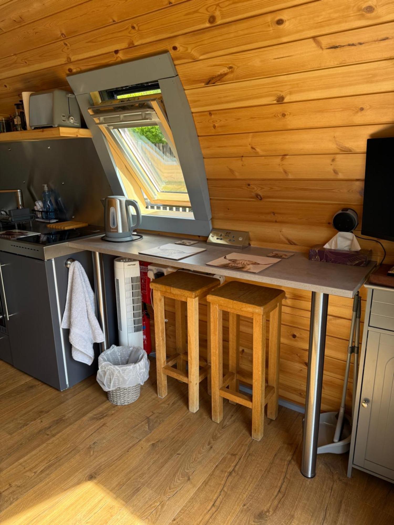 Bonny Wee Snug - Pod In Spean Bridge Lägenhet Exteriör bild
